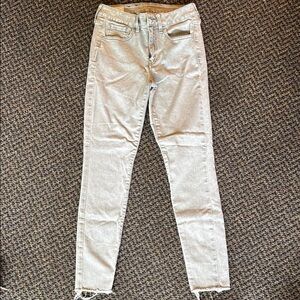 GAP Skinny Jeans in Light Grey
